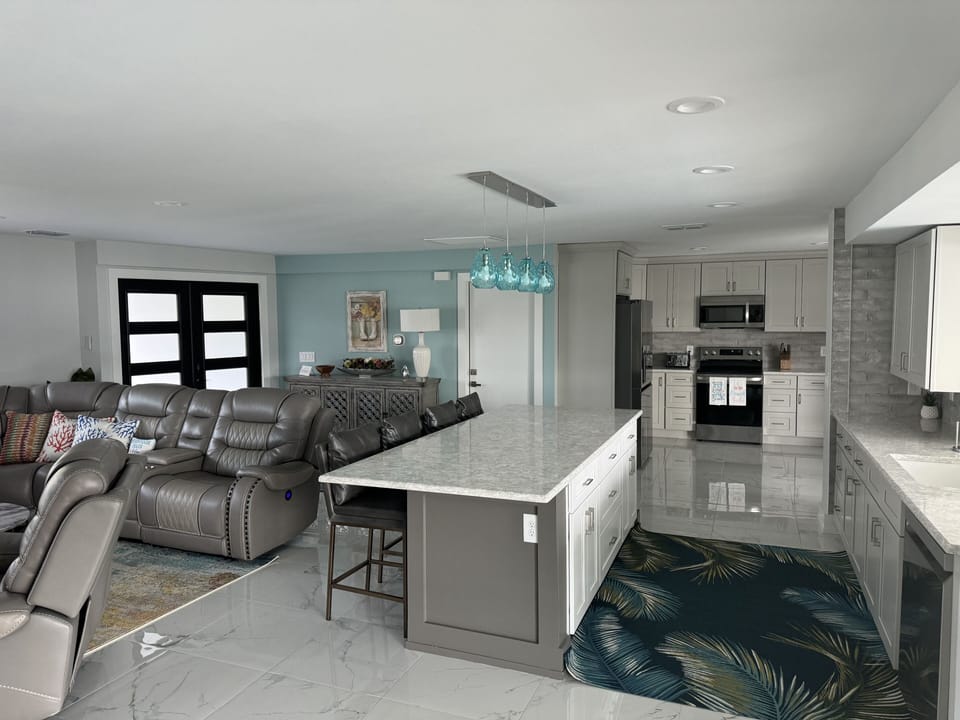 Great room & island!