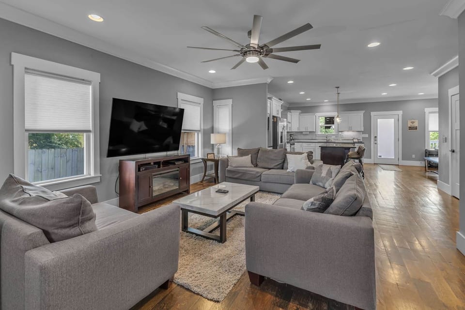 Large Open First Floor perfect for entertaining large groups