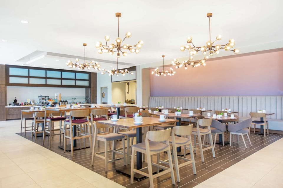 Daily buffet breakfast (USD 18.99 per person)