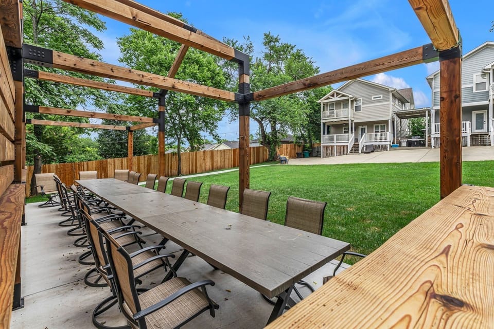 Upscale dining room with side bar area