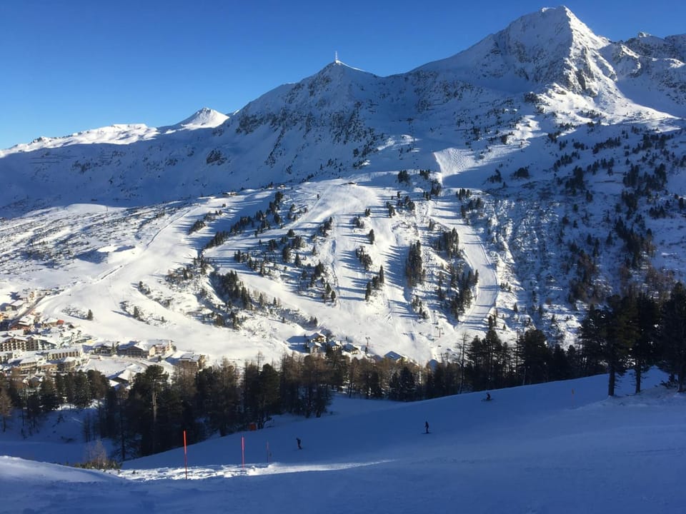 Snow and ski sports