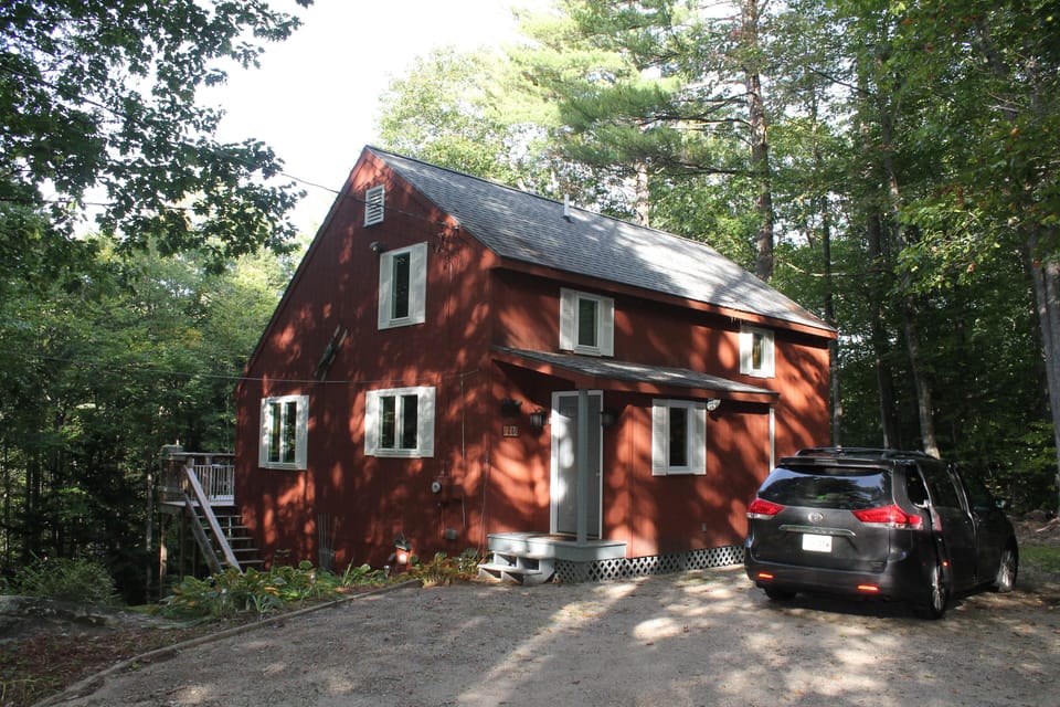 The Gecko Inn. Room for 3 cars.  