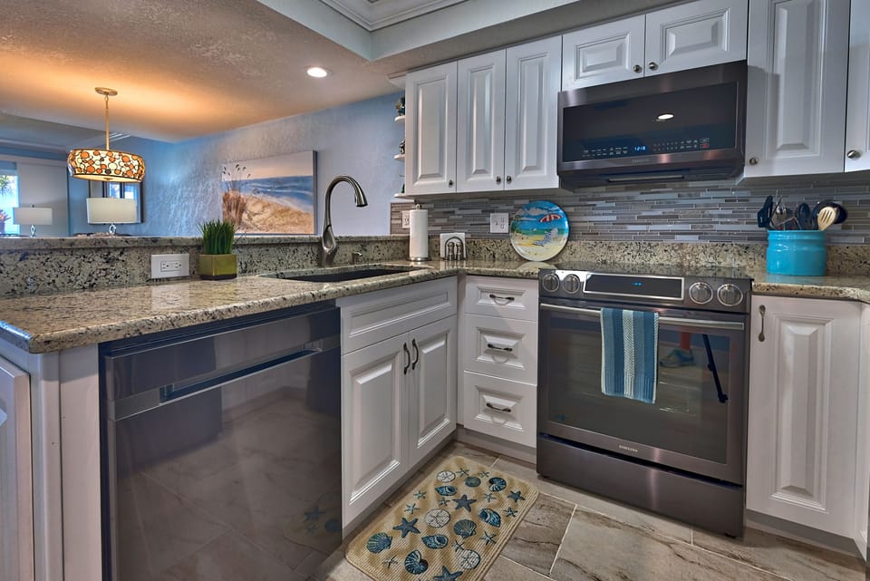Totally remodeled kitchen with everything you will need including all small apls