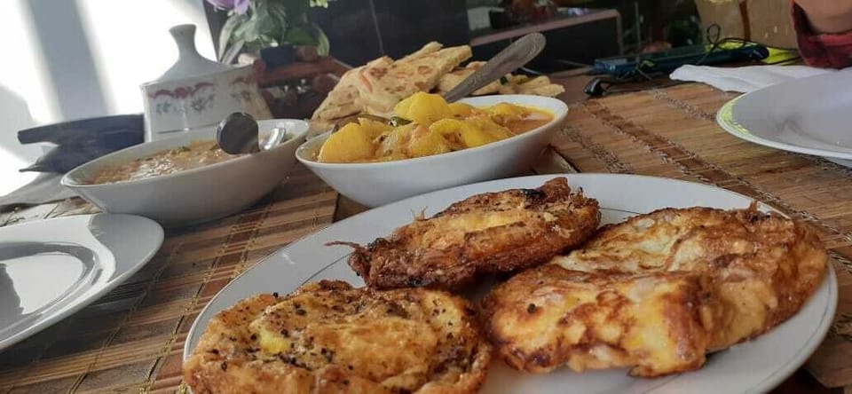 Free daily cooked-to-order breakfast