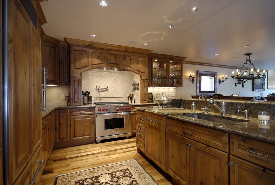 Fully stocked Gourmet Kitchen!