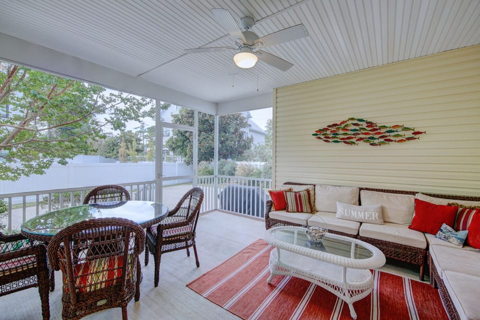 Screened Porch