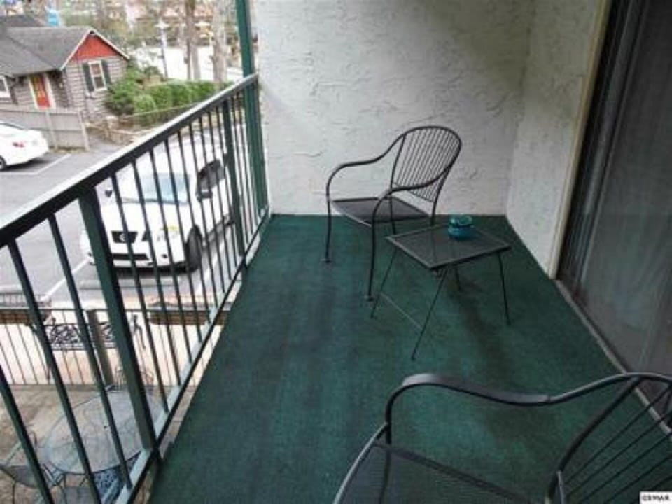 Spacious balcony to enjoy morning coffee and watching the aerial tram