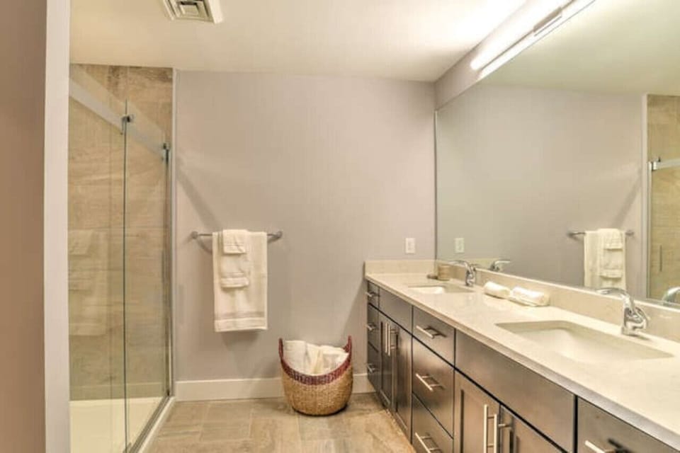 Main Bathroom with Two Vanities