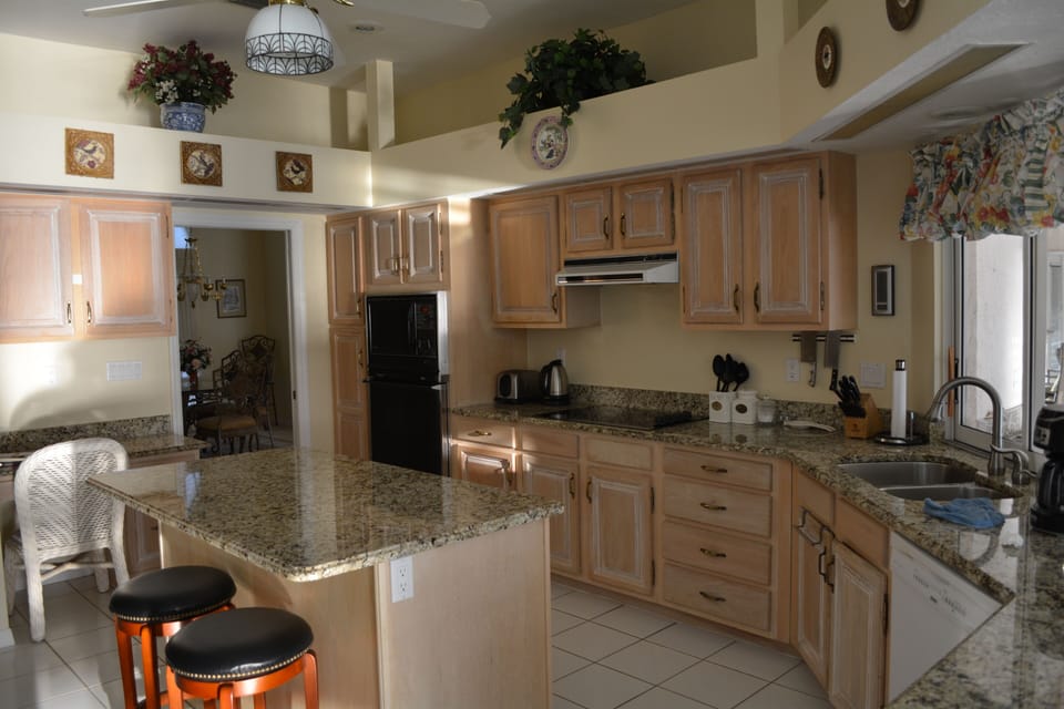 Kitchen with everything you need...