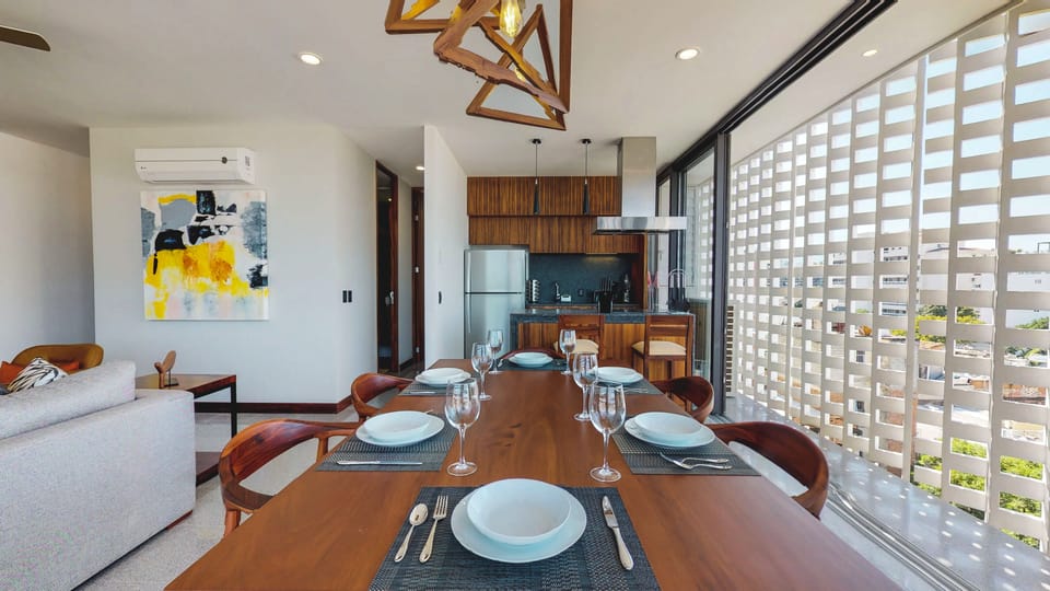 Condo - Image 7