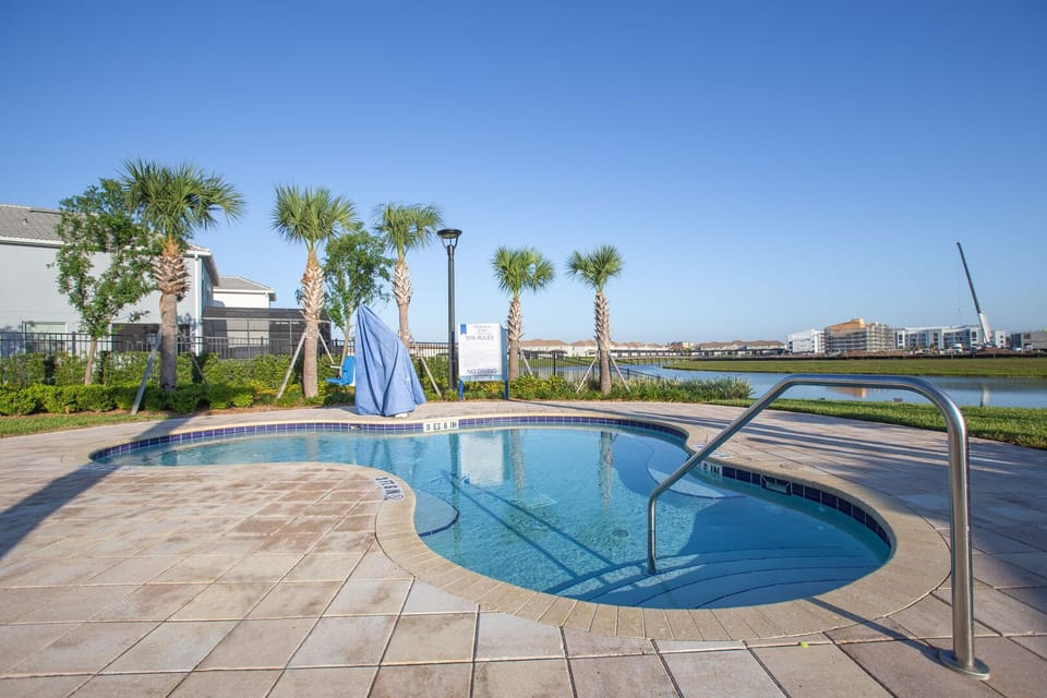 Hot Tub at The Hideaway Club