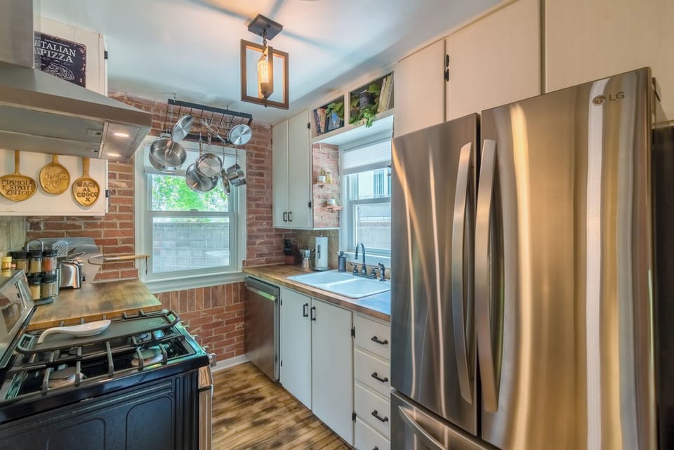 Kitchen (2)