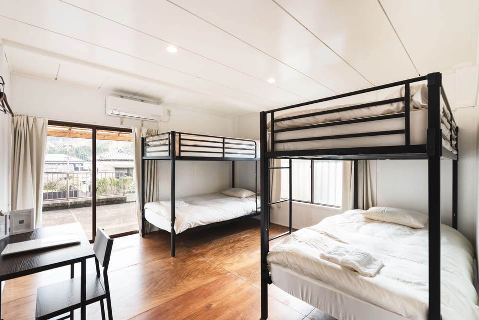 Laptop workspace, blackout drapes, WiFi (free), bed sheets