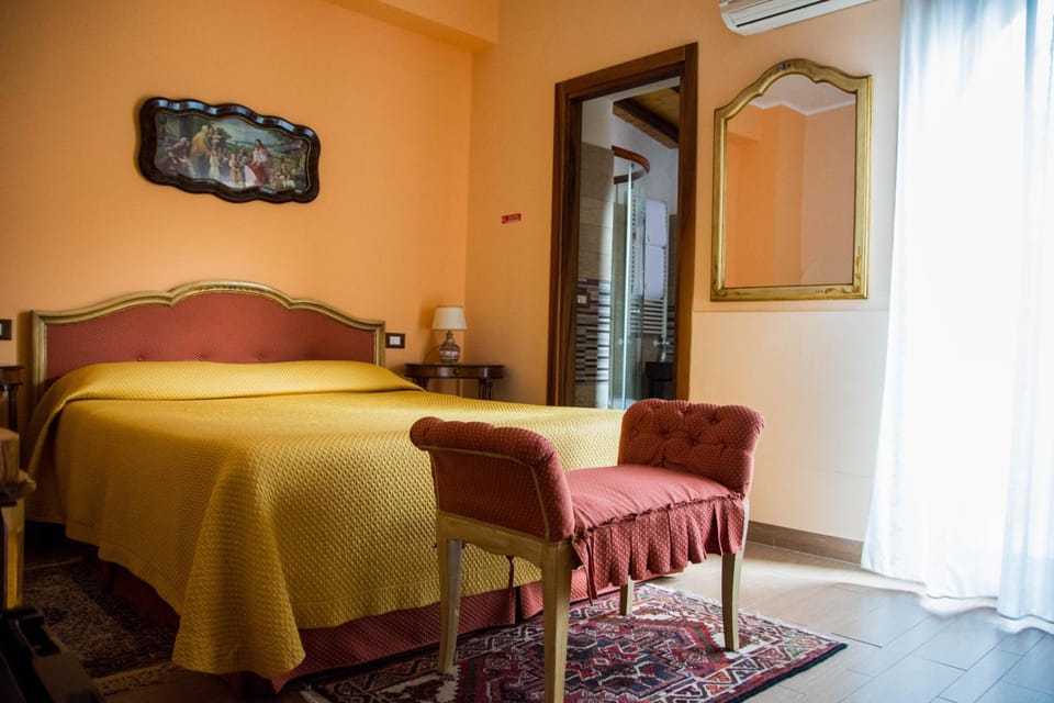 Classic Double Room Single Use, Ground Floor | Egyptian cotton sheets, premium bedding, down comforters, minibar
