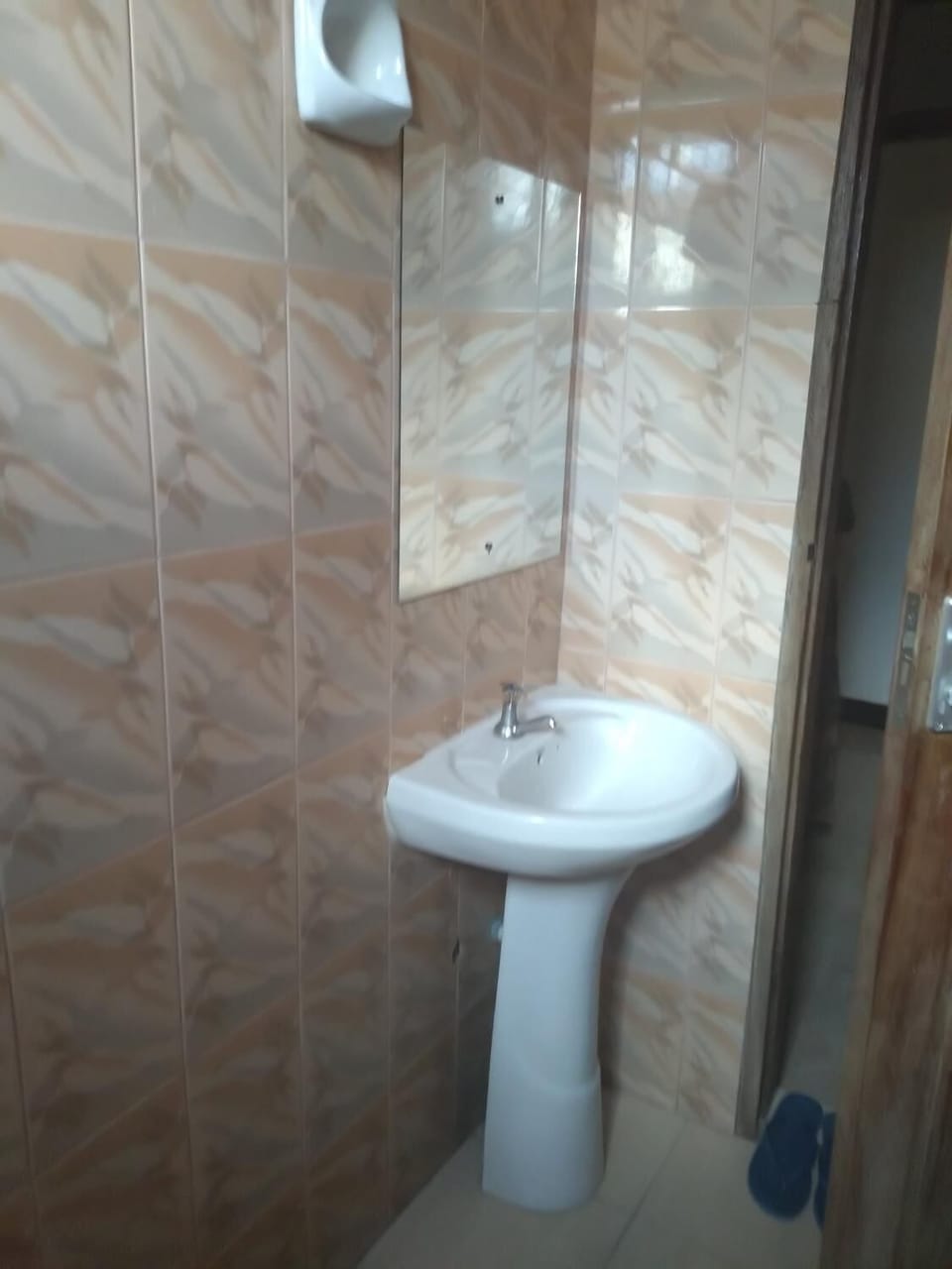 Shower, towels