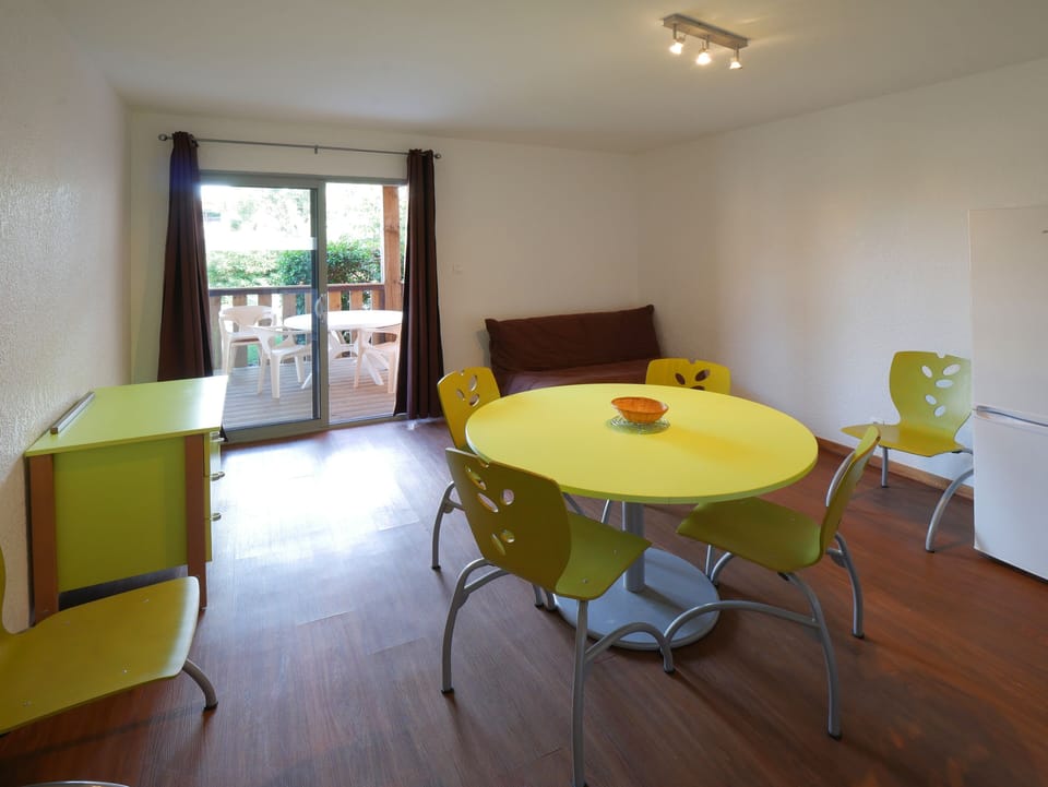 Apartment, 2 Bedrooms (Appartements 3 pièces 4/6 pers.) | Free cribs/infant beds