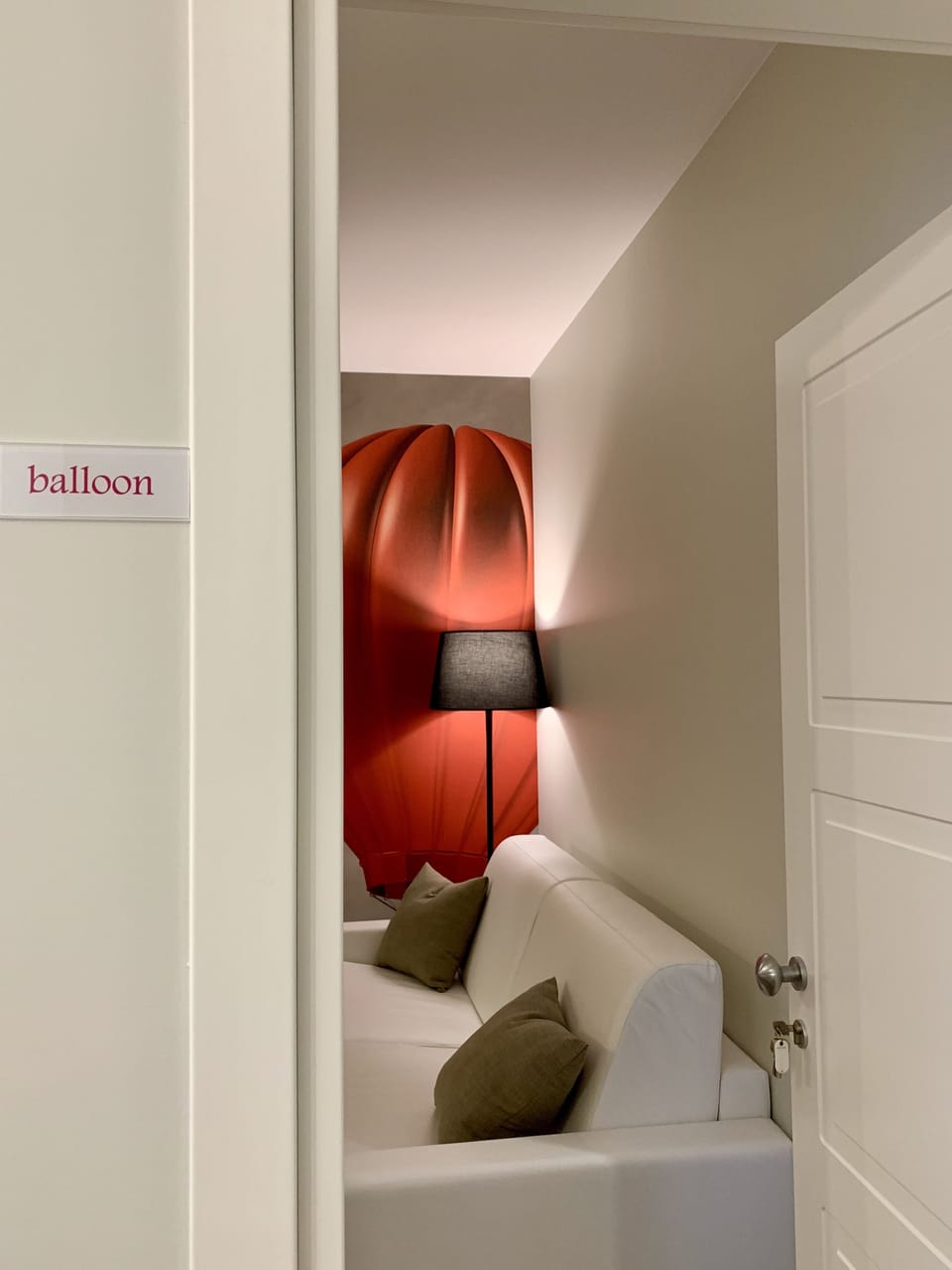 Luxury Room, 1 King Bed with Sofa bed | Room amenity