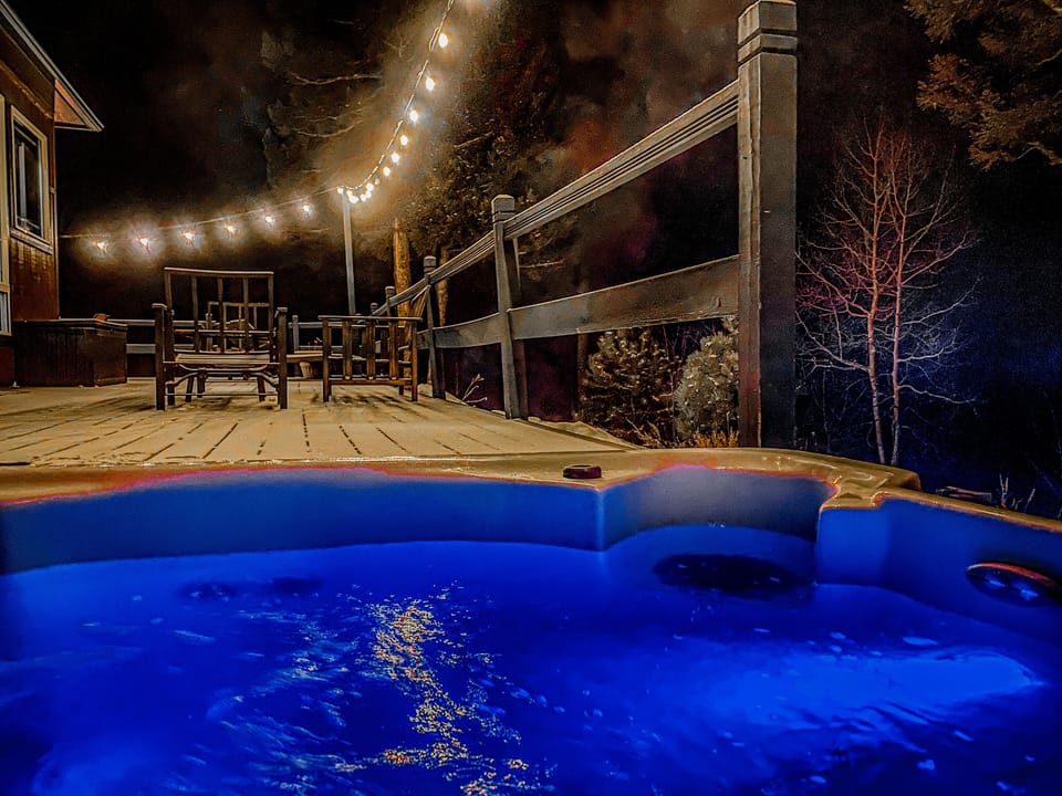Hot tubbing in the moonlight