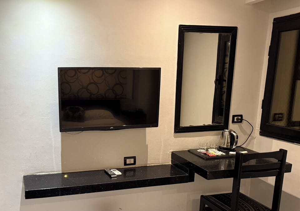 Standard Single Room | Blackout drapes, WiFi (free), bed sheets