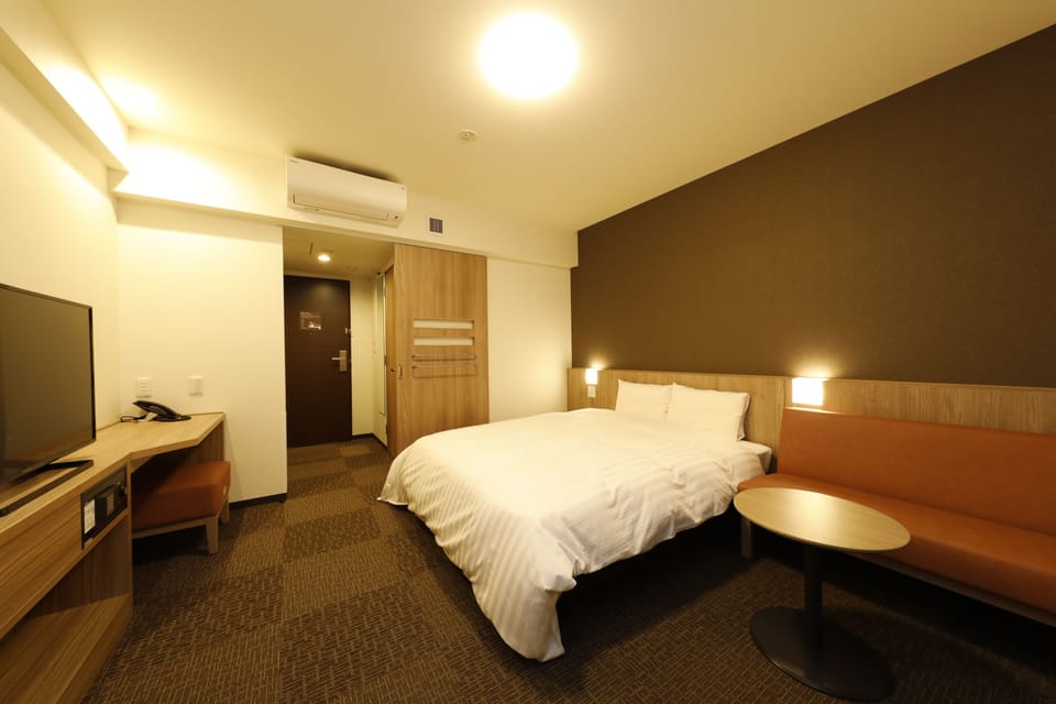 In-room safe, desk, blackout drapes, soundproofing