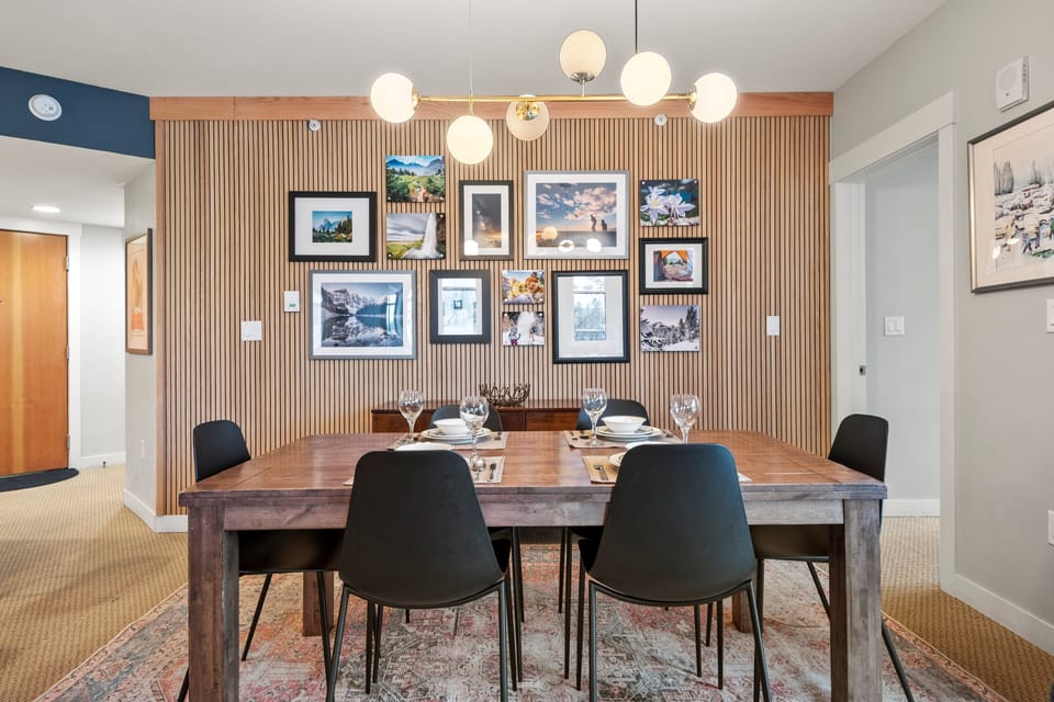Custom dining area with seating for 6