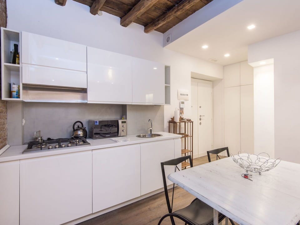 Property, Room, Furniture, Building, Interior Design, Ceiling, Kitchen, House, Real Estate, Floor
