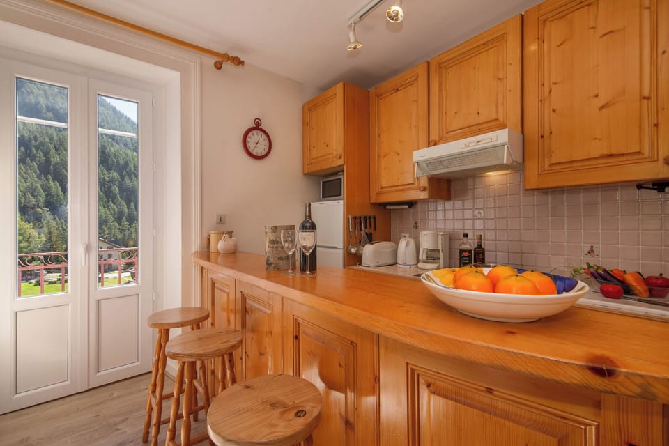 Open plan kitchen area