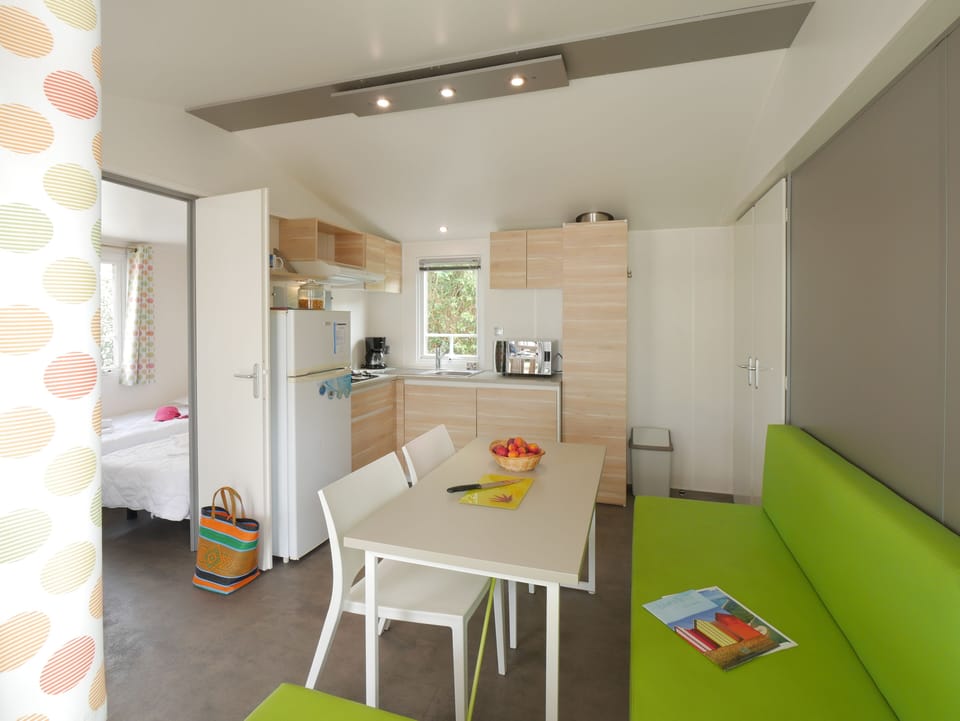 Mobile Home, 3 Bedrooms | Living area