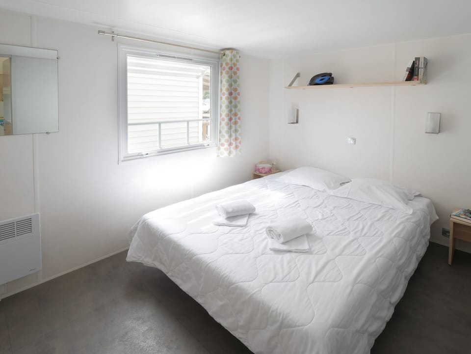 Mobile Home, 2 Bedrooms