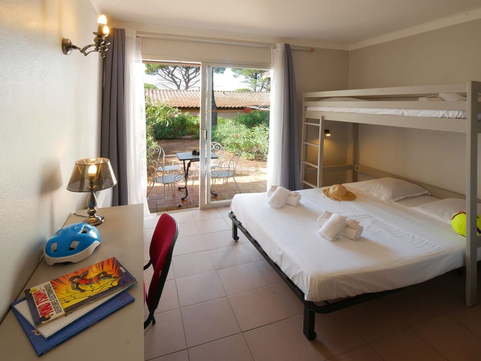 Cottage, 3 Bedrooms | Free cribs/infant beds, WiFi