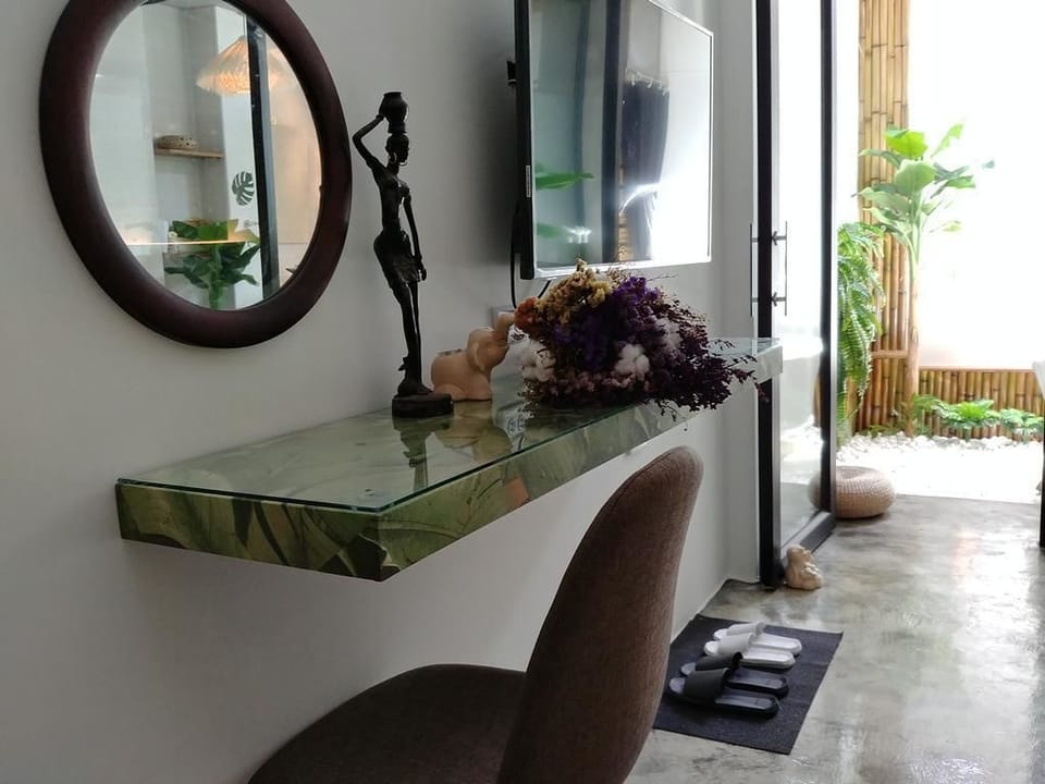 Shower, free toiletries, hair dryer, slippers