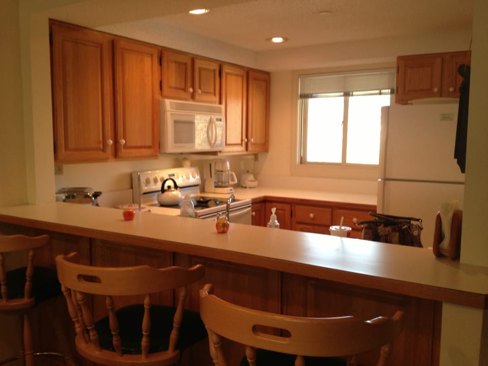 3 barstools kitchen area