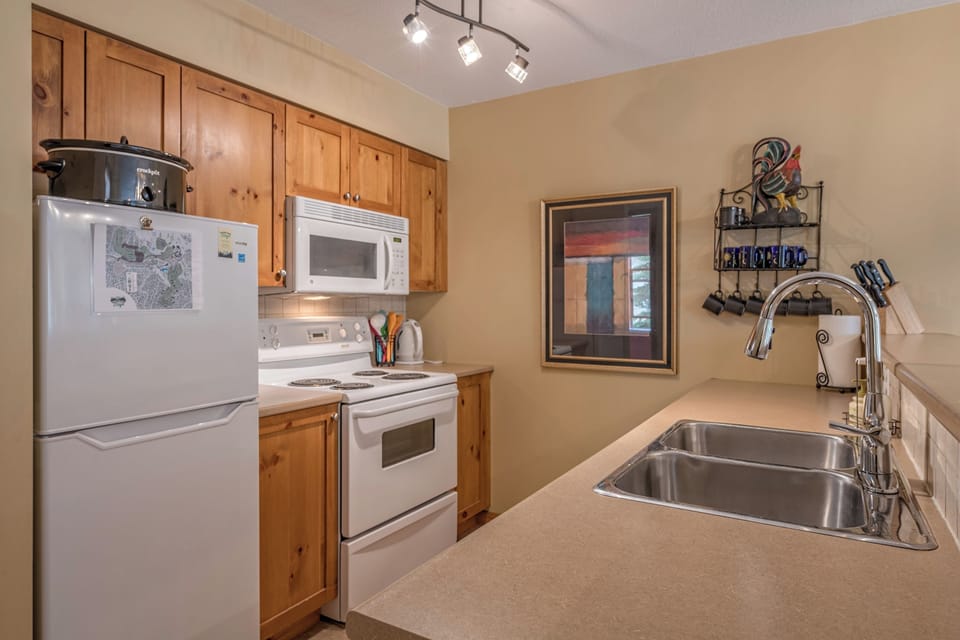 Fully-Equipped Kitchen
