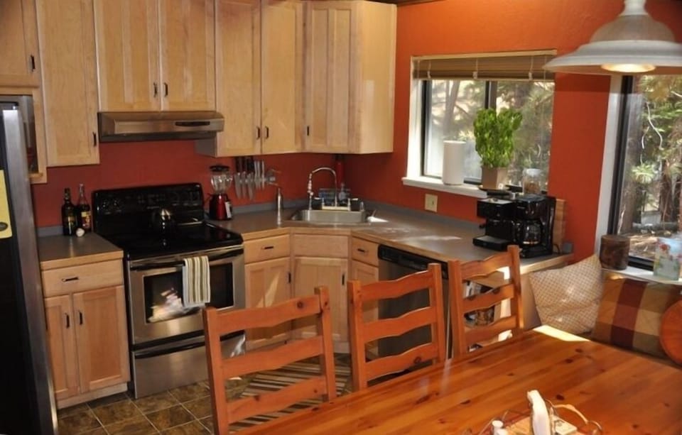 Another view of your fully stocked kitchen, including your first nights dinner!