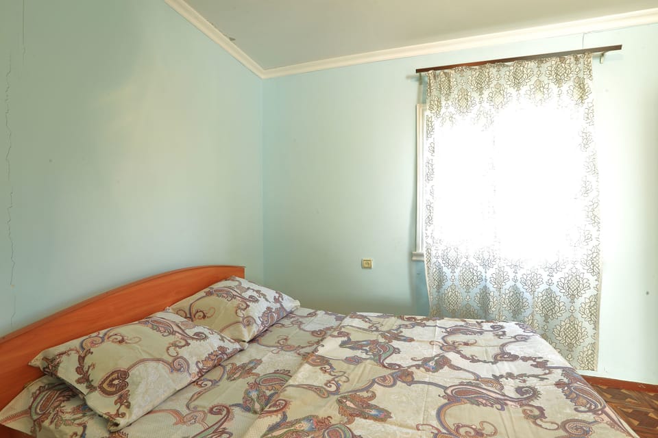 Cottage, 2 Bedrooms, Mountain View | 2 bedrooms, iron/ironing board, bed sheets