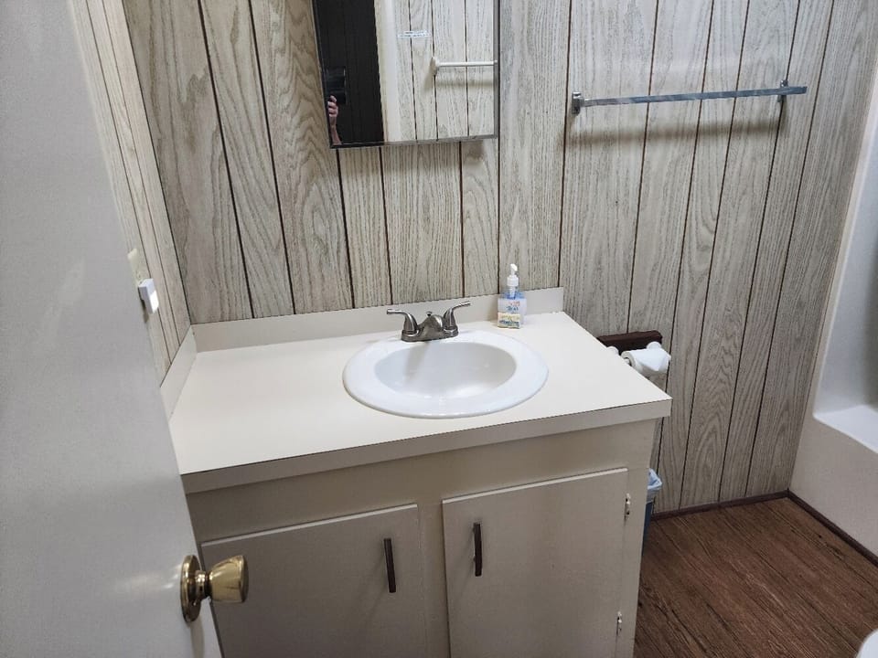 Fullsize bathroom upstairs.