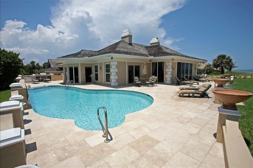 Looking North from the patio, yard and Ocean