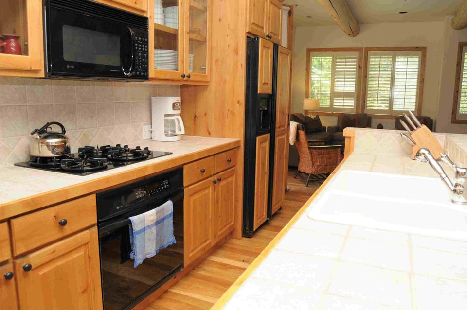 Another kitchen view