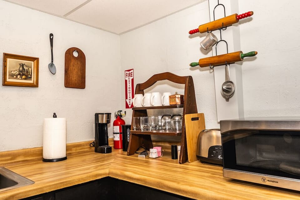 Kitchenette