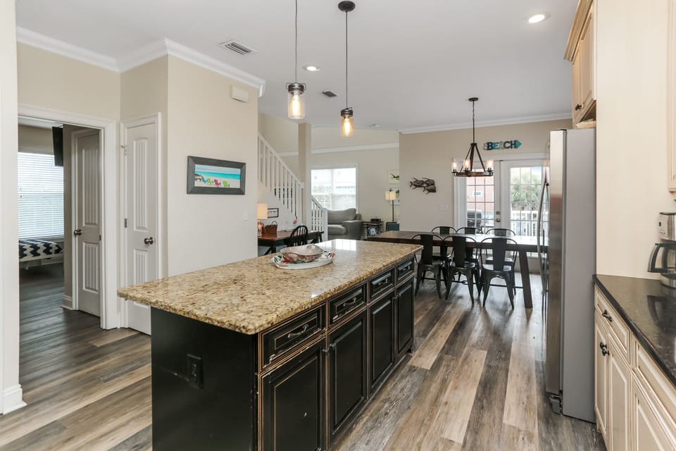 Kitchen Island w/ Granite