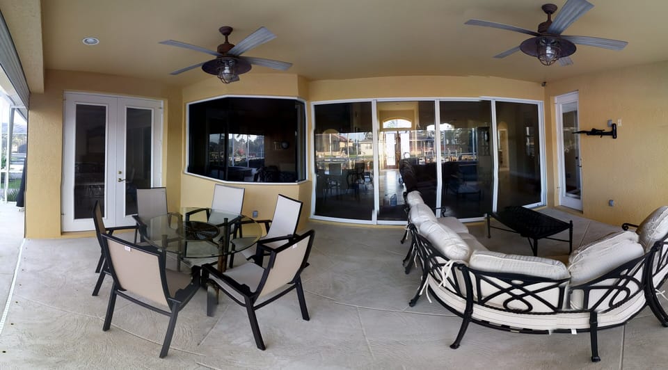 Lanai is partially  under shade and partially in full sun with Southern Exposure