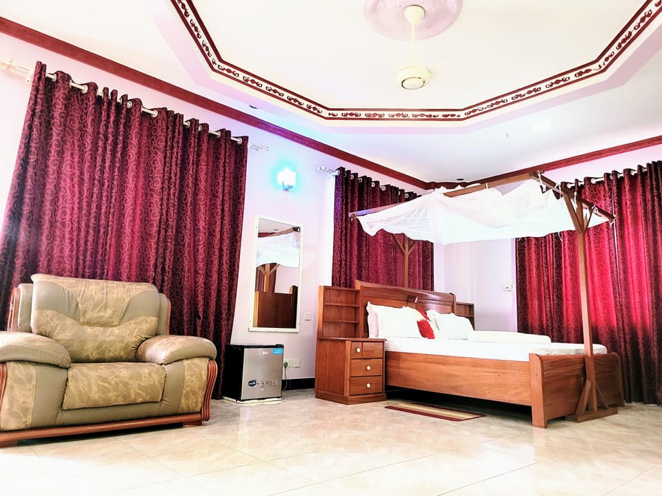 Superior Double Room, Non Smoking | Bed sheets