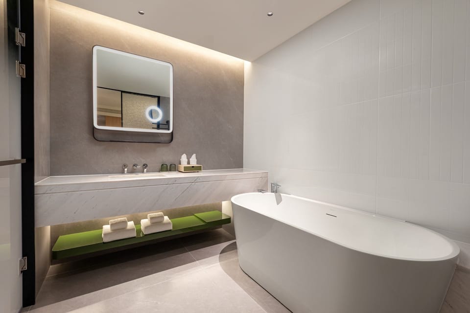 Two Bedroom Suite City View Dining Kitchen Sofa Bed | Bathroom | Shower, hair dryer, bathrobes, slippers