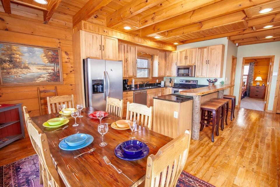 Open-concept Dining, Kitchen, and Great Room on Main Level