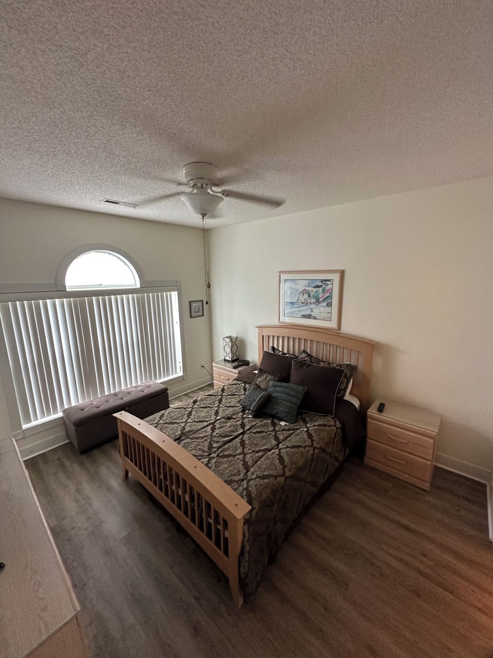 Master with queen size bed and full walk in closet