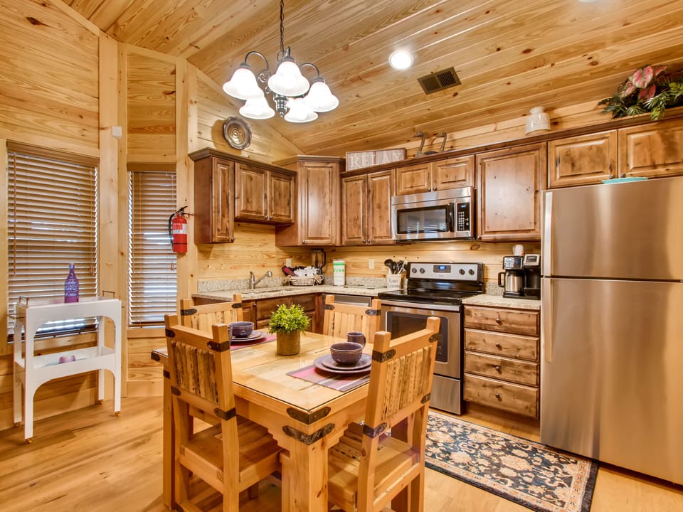 Full Kitchen