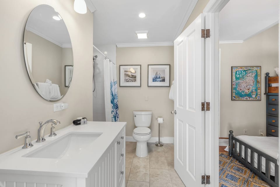 En suite bathroom
