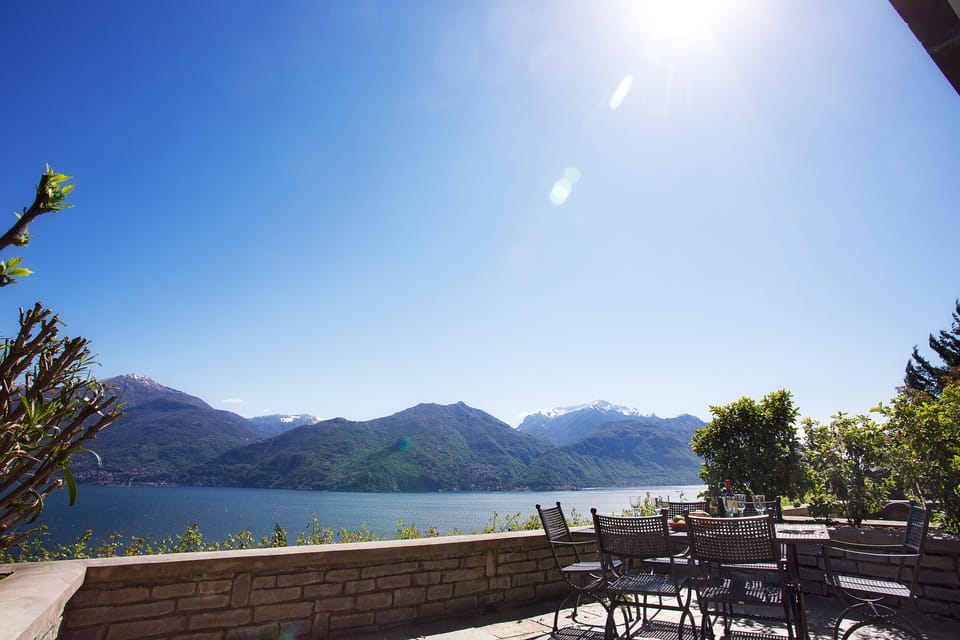 The home enjoys stunning lake views