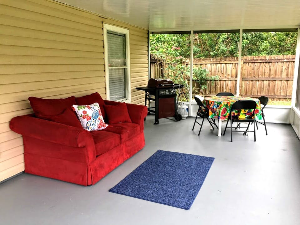 Screened Porch with Gas Grill