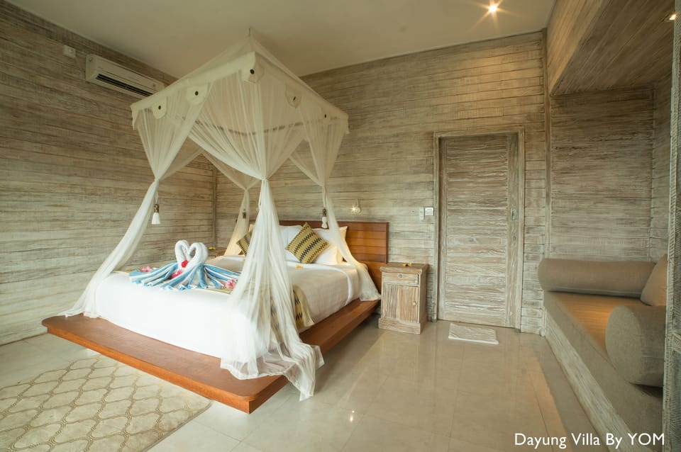 Deluxe Bungalow, 1 King Bed, Garden View | Minibar, in-room safe, desk, free WiFi